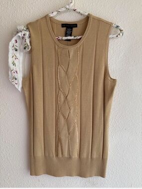 Apostrophe Cable Knit Sequin Embellished Sleeveless Knit Sweater Vest in Camel